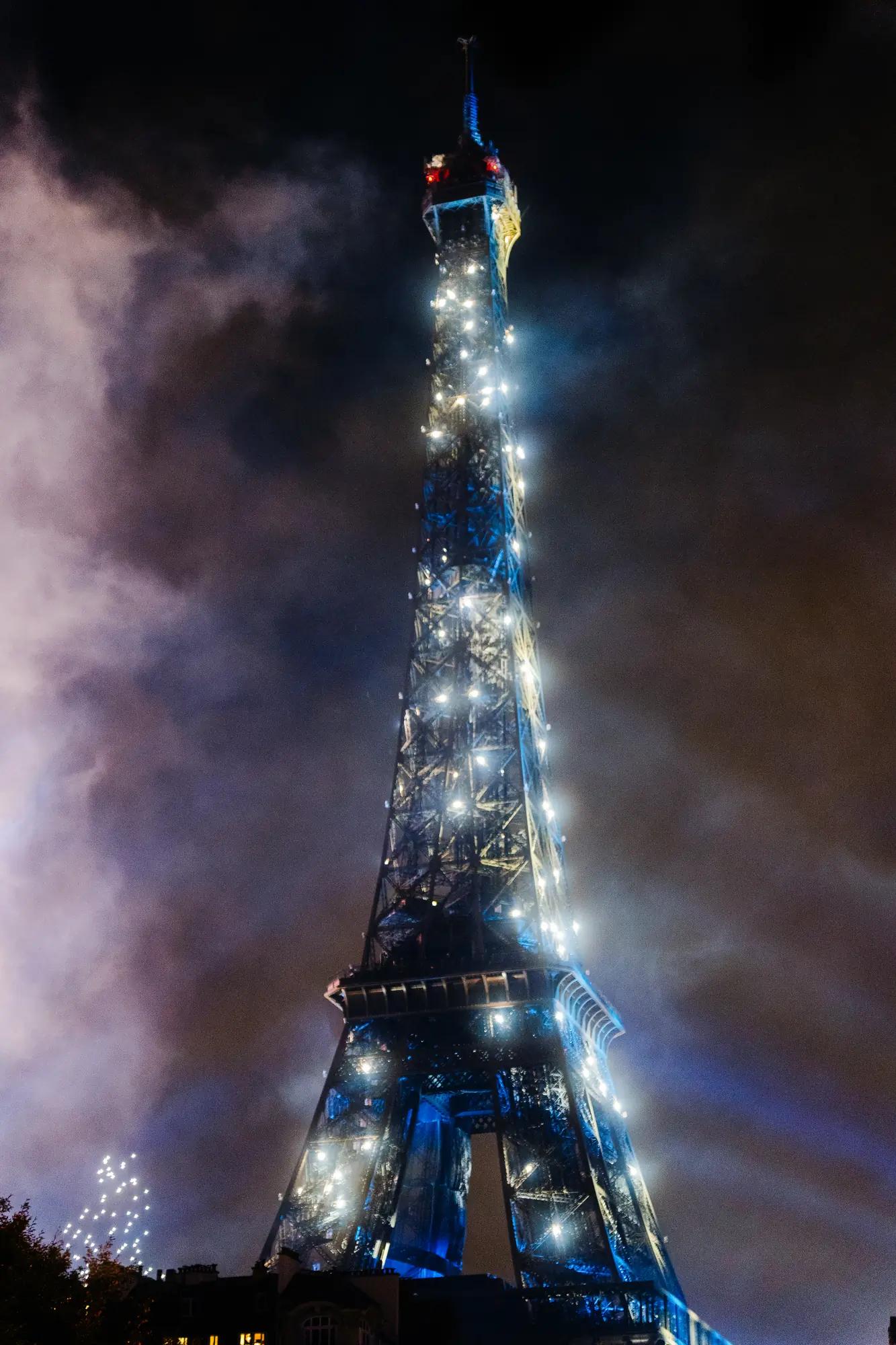 FIREWORK SYMPHONY - Portfolio photographique par Moment, photographe professionnel Paris et Lyon