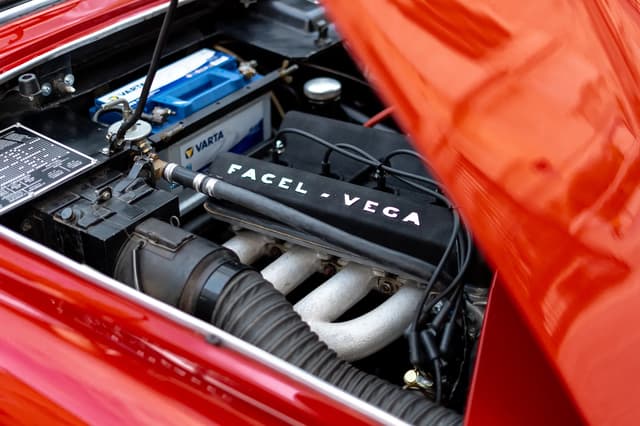 AUTOMOTIVE ART - Photographie 7/7 par Moment, photographe professionnel Paris et Lyon